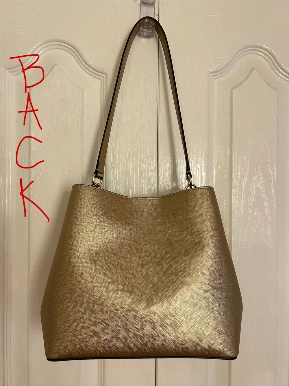 MICHAEL KORS Pale Gold Pratt Medium Shoulder Bag